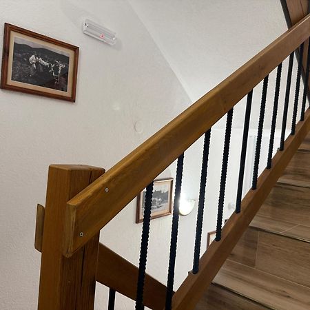 Къща За Гости Меча Стъпка Gela Εξωτερικό φωτογραφία
